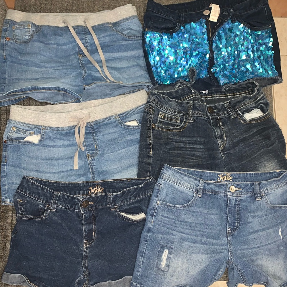 Lot of girls Justice shorts